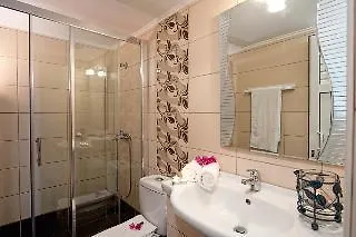 Kastro 3* Πάνορμος
